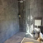 Vikendica Zaton *