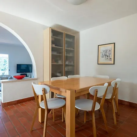 Zaton Casa de Férias